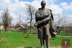 Музей Степана Бандери, Старий Угринів